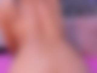 Live cam show with MiaDivineH - Body Massage on Fit Hotties