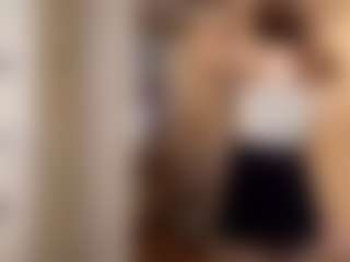 Live cam show with BrandyBenecke - Moaning on TastyBlacksLive