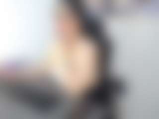 Live cam show with Brenda-Levine - Deepthroat on Latina Girls