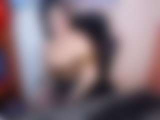 Live cam show with Brenda-Levine - Facial on xfollow cams