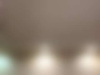 Live-camshow met Milana - Body Massage op Camsoda