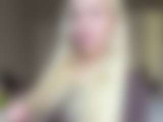 Live cam show with DawneWeisenstein - Athletic Teen (18+) on Mixed Magazine Live