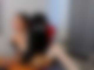 Live cam show with Doris-Kenller - Body Massage on Hubzter Live
