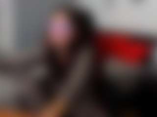 Live cam show with Doris-Kenller - Upskirt on pussylord.com
