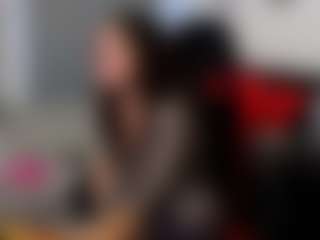 Live cam show with Doris-Kenller - Body Massage on TastyBlacksLive