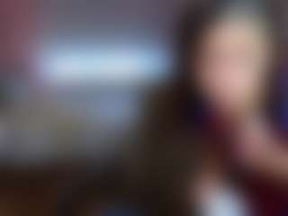 Spettacolo in cam dal vivo con Doris-Kenller - Body Massage su Camsoda