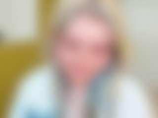 Live cam show with FrancescaParzych - Ass Clapping on luckytryst.com