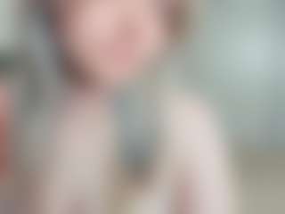 Live cam show with FrancescaParzych - Blonde Hair on Camsoda