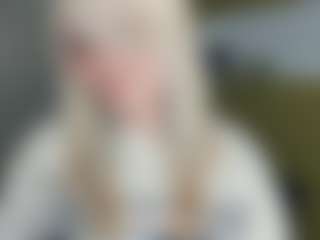 Live cam show with FrancescaParzych - Blonde Hair on Soda Cam