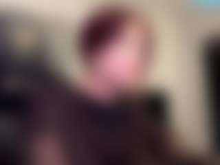 Live cam show with Nika - Skinny Teen (18+) on Livezox