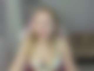 LindaBloomss's Live Sex Cam Show
