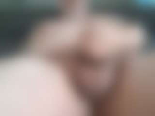 loveithard13's Live Sex Cam Show
