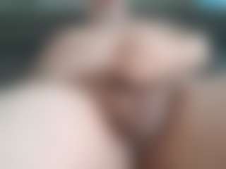 loveithard13's Live Sex Cam Show