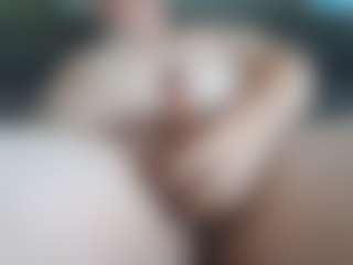 loveithard13's Live Sex Cam Show