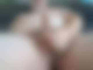 loveithard13's Live Sex Cam Show
