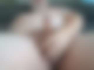 loveithard13's Live Sex Cam Show