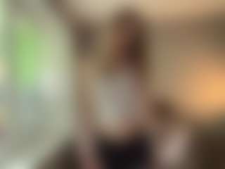 Live cam show with LucileGuidi - Pornstar Bedroom on Camsoda