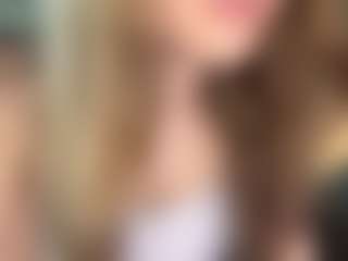 Live cam show with LucileGuidi - Deepthroat on Mixed Magazine Live