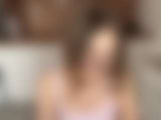 Live cam show with LucileGuidi - Brown Hair on Camming Site