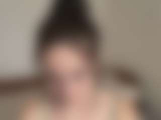 Live cam show with Lilly - Big Ass on StripNow