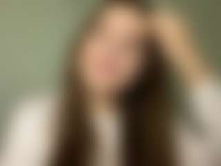 Live cam show with MapleZachariades - Bedroom Brown Hair on UwU Esports