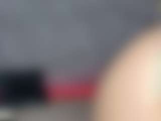 megan23bluee's Live Sex Cam Show