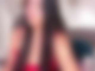 Live cam show with Aili-queen - Facial on boobsie.com