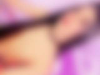 Live cam show with ALISSAHOWARD - Brown Eyes on CamwithHer