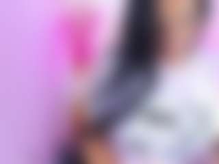 BiancaBueen MILF webcam performer live streaming