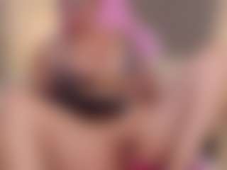 Live cam show with RileyWomms - Creampie on Camsoda