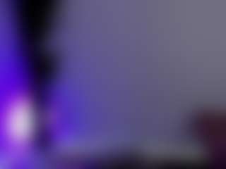 Live cam show with Sara-zc - Upskirt on SmokeAndPoke