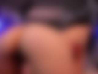 Live cam show with Sofii-Wild - Butt Plug on Camsoda