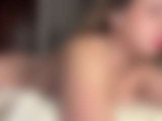 Live cam show with TrixieTaylor - Ass Clapping on googirlz