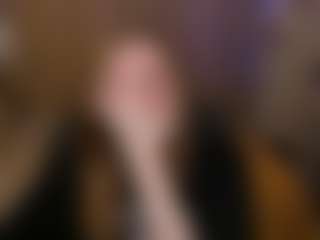 Live cam show with alison-doo - Geek on Camsoda
