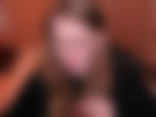 Live cam show with alison-doo - Geek on Dolls Live