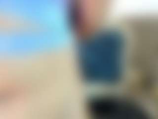 emily77's Live Sex Cam Show