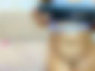 emily77's Live Sex Cam Show