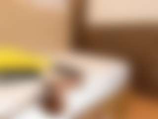 emily77's Live Sex Cam Show