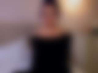 Live cam show with HollyPratt - Green Eyes on Camsoda