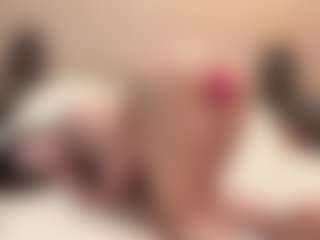 Live cam show with lunachaaaan - Bedroom Asian on Camsoda
