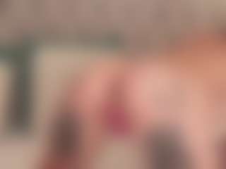 LunaMillerX's Live Sex Cam Show