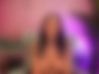 LunaMillerX's Live Sex Cam Show