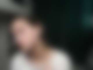 Live cam show with MuoiNisbit - Blue Eyes on TeamSkeetLive