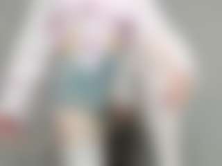 Live cam show with Nikki-doll - Athletic Amateur on xheatlive.com