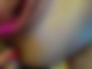 Live cam show with pure-elena - Skinny MILF on intimatelivegirls.com