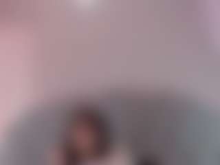 Live cam show with SofiaSpring - Colombia on eurowanks.com