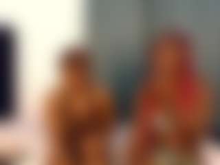 Show de cam en vivo con VikkiChase - Lingerie en Camsoda
