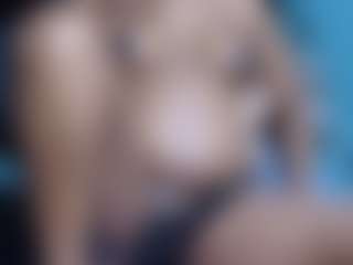 YummyBrowny's Live Sex Cam Show