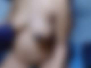 YummyBrowny's Live Sex Cam Show
