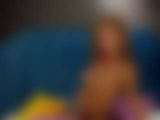 Live cam show with AliceWorn - Blonde Hair on alttransgirls